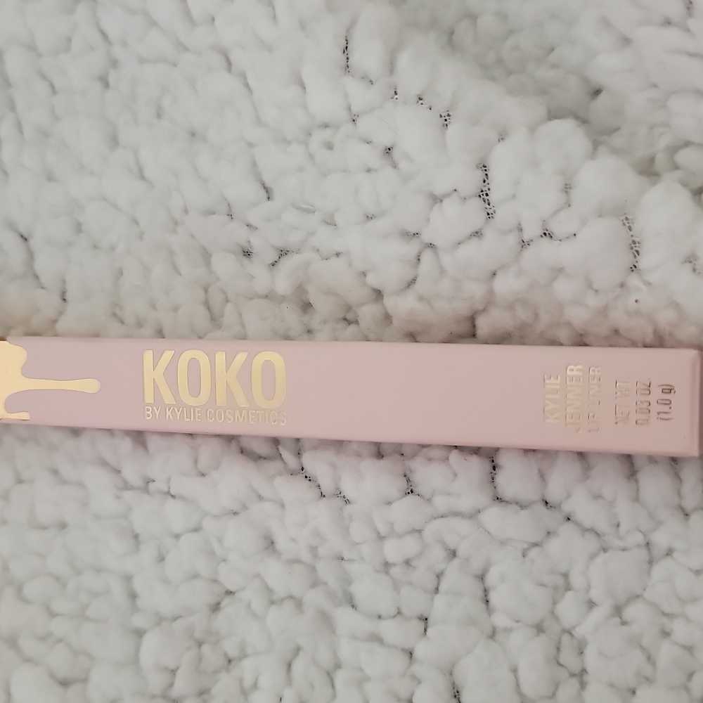 NIB KOKO BY KYLIE COSMETICS LIP LINER